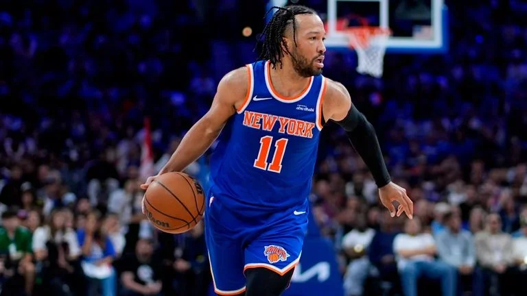 New York Knicks' Jalen Brunson plays during Game 4 in a second-round NBA basketball playoffs series Sunday, May 10, 2026, in Philadelphia. (AP Photo/Matt Slocum)